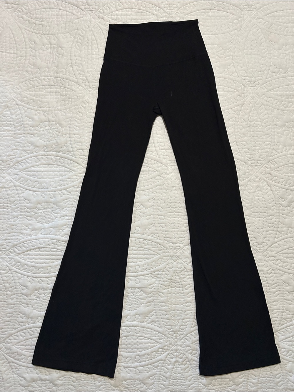 lululemon groove super-high-rise flared pants Sz: 4